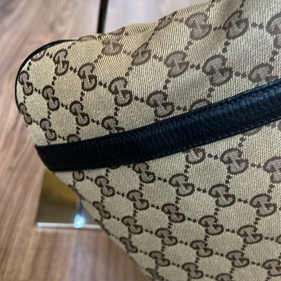 A155 - π― % authentic Gucci shoulder bag - Picture 10 of 16